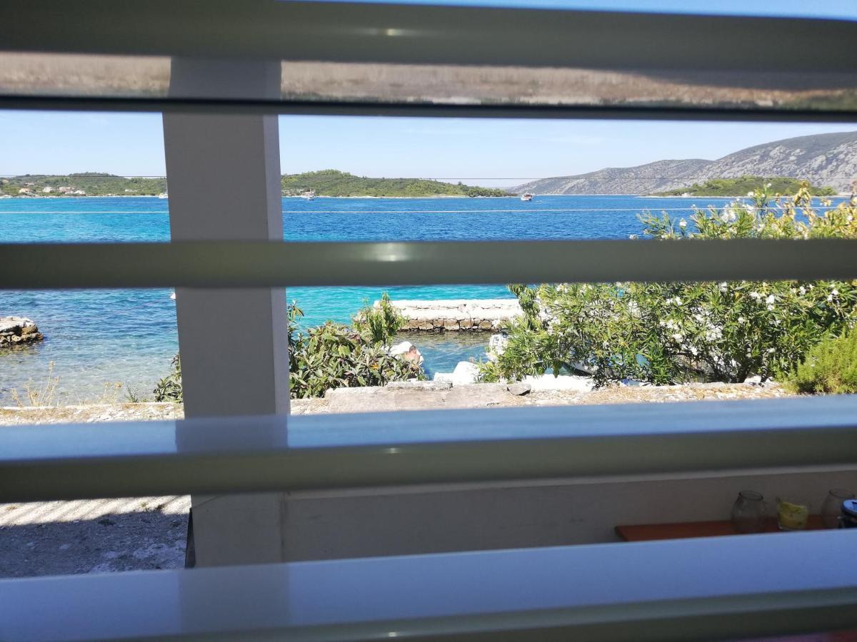 I&J Relaxing Beach Apartments Рачишче Экстерьер фото