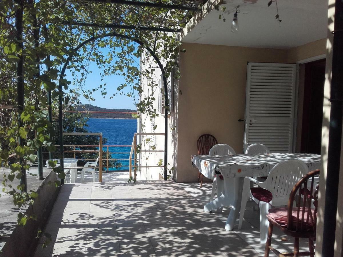 I&J Relaxing Beach Apartments Рачишче Экстерьер фото