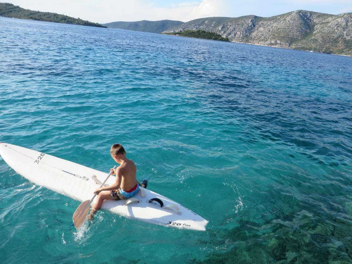 I&J Relaxing Beach Apartments Рачишче Экстерьер фото