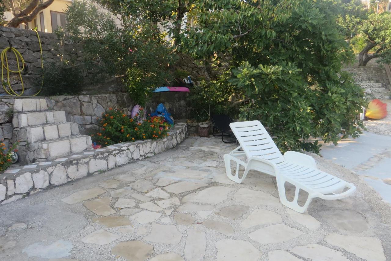 I&J Relaxing Beach Apartments Рачишче Экстерьер фото
